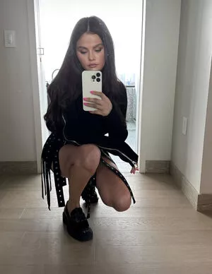 Selena Gomez OnlyFans Leaked Free Thumbnail Picture - #1EKlp19NgM