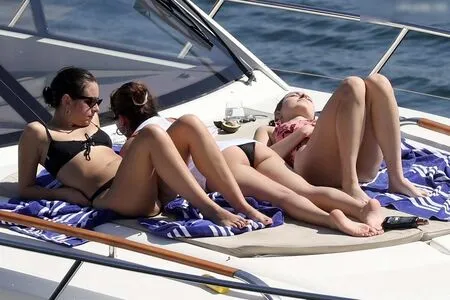 Selena Gomez OnlyFans Leaked Free Thumbnail Picture - #2MXfwxzTGx