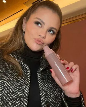 Selena Gomez OnlyFans Leaked Free Thumbnail Picture - #39w8tmkYTU