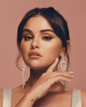Selena Gomez OnlyFans Leaked Free Thumbnail Picture - #3AB8aN9dMt