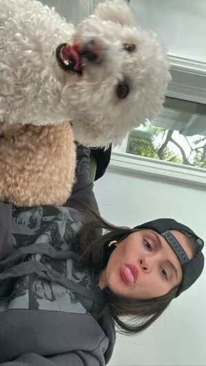 Selena Gomez OnlyFans Leaked Free Thumbnail Picture - #3v1l5kJsTP