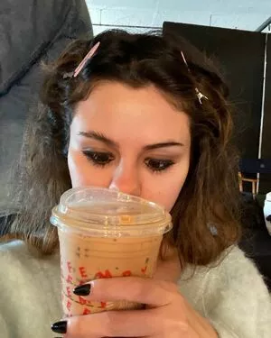 Selena Gomez OnlyFans Leaked Free Thumbnail Picture - #48Wi0Vad2l