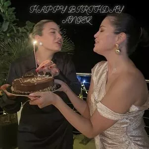 Selena Gomez OnlyFans Leaked Free Thumbnail Picture - #4hmKnYzP53