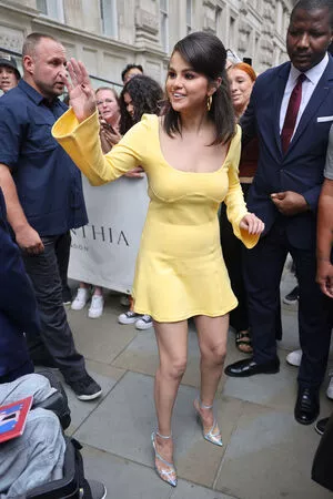 Selena Gomez OnlyFans Leaked Free Thumbnail Picture - #5GOtyMBeJM