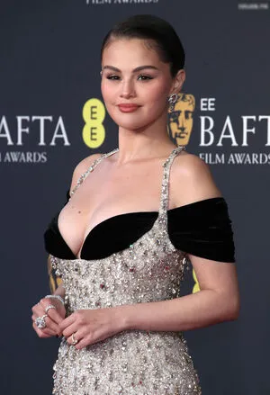 Selena Gomez OnlyFans Leaked Free Thumbnail Picture - #5NWTQKEFIG