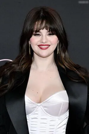 Selena Gomez OnlyFans Leaked Free Thumbnail Picture - #5c1ak6HXNj