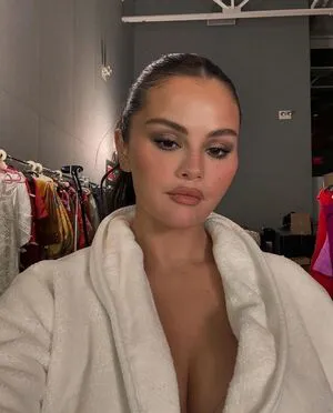 Selena Gomez OnlyFans Leaked Free Thumbnail Picture - #5gA7X4xZRL