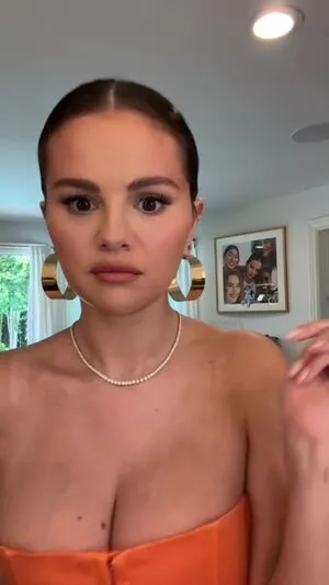 Selena Gomez OnlyFans Leaked Free Thumbnail Picture - #6WUpA0El8G