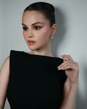 Selena Gomez OnlyFans Leaked Free Thumbnail Picture - #77YZWSTwTX