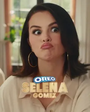 Selena Gomez OnlyFans Leaked Free Thumbnail Picture - #7WWSwLVFuM