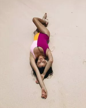 Selena Gomez OnlyFans Leaked Free Thumbnail Picture - #7vwZk1jSAy