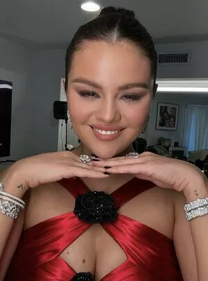 Selena Gomez OnlyFans Leaked Free Thumbnail Picture - #8eBixZEN5y
