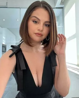 Selena Gomez OnlyFans Leaked Free Thumbnail Picture - #8h0wPAzxki