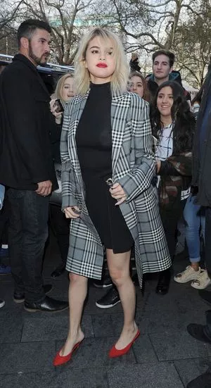 Selena Gomez OnlyFans Leaked Free Thumbnail Picture - #8knbW9kSIz