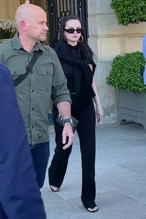 Selena Gomez OnlyFans Leaked Free Thumbnail Picture - #8lSXGzvo18