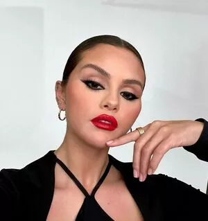 Selena Gomez OnlyFans Leaked Free Thumbnail Picture - #9iERxxJVtW