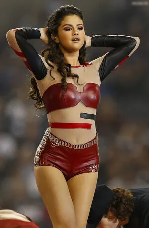 Selena Gomez OnlyFans Leaked Free Thumbnail Picture - #AK2A9n7wIy