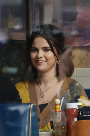 Selena Gomez OnlyFans Leaked Free Thumbnail Picture - #Az0AKzbJcA