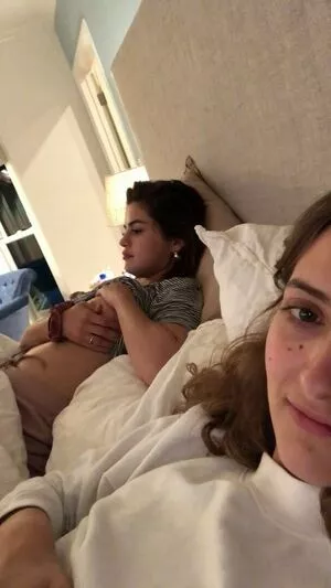 Selena Gomez OnlyFans Leaked Free Thumbnail Picture - #B9hWVjw1r5