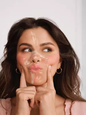 Selena Gomez OnlyFans Leaked Free Thumbnail Picture - #BnH69ZL6CM