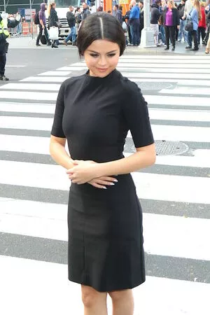 Selena Gomez OnlyFans Leaked Free Thumbnail Picture - #C4QrqVUJp1