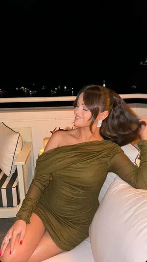 Selena Gomez OnlyFans Leaked Free Thumbnail Picture - #CJHmqjtB6B