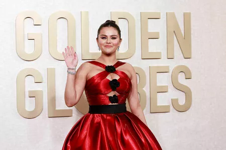 Selena Gomez OnlyFans Leaked Free Thumbnail Picture - #Co2fiAZjWl