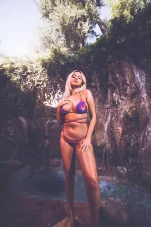 Selena Gomez OnlyFans Leaked Free Thumbnail Picture - #EawOdacTsp