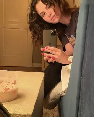 Selena Gomez OnlyFans Leaked Free Thumbnail Picture - #EjqMw1PkJL