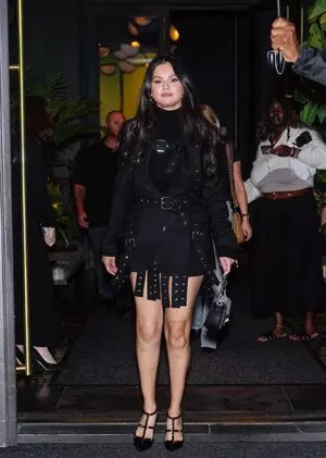 Selena Gomez OnlyFans Leaked Free Thumbnail Picture - #FyQ1rfBqEP