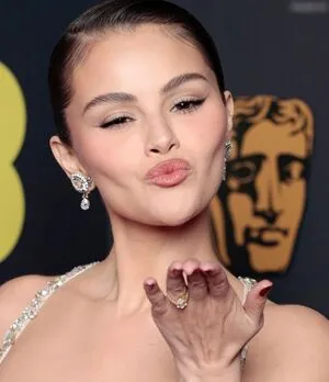 Selena Gomez OnlyFans Leaked Free Thumbnail Picture - #IN7NOoHVcF