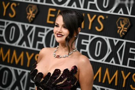 Selena Gomez OnlyFans Leaked Free Thumbnail Picture - #IYpV0mmSod