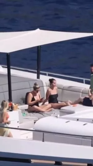 Selena Gomez OnlyFans Leaked Free Thumbnail Picture - #K9c3E61S5N