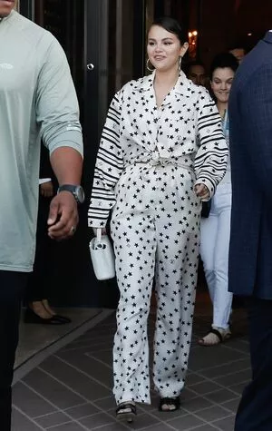 Selena Gomez OnlyFans Leaked Free Thumbnail Picture - #KfqpDmnMsf