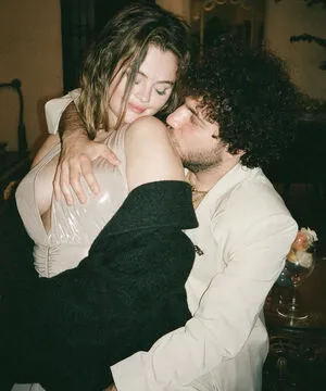 Selena Gomez OnlyFans Leaked Free Thumbnail Picture - #LiFqtG1t1e