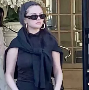 Selena Gomez OnlyFans Leaked Free Thumbnail Picture - #M5mFJO6AaE