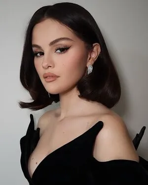Selena Gomez OnlyFans Leaked Free Thumbnail Picture - #MEPAIv1Q56