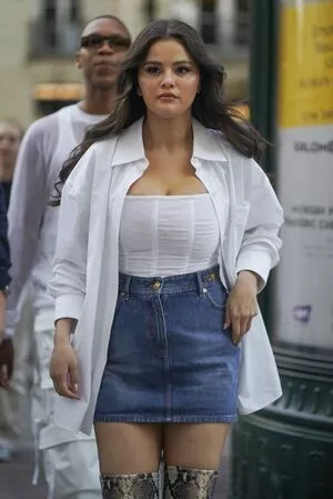 Selena Gomez OnlyFans Leaked Free Thumbnail Picture - #MaF8tyftKD