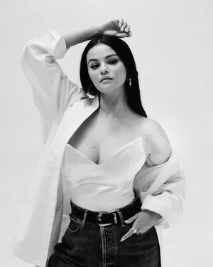 Selena Gomez OnlyFans Leaked Free Thumbnail Picture - #Mv09I4Fr8S