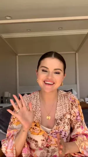 Selena Gomez OnlyFans Leaked Free Thumbnail Picture - #NJei6qgQSg