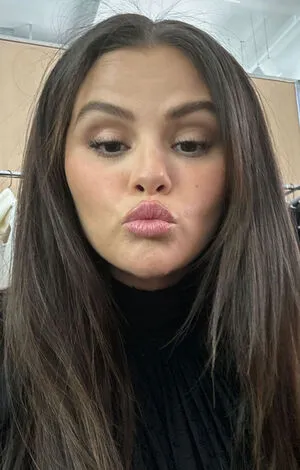 Selena Gomez OnlyFans Leaked Free Thumbnail Picture - #NeFf6bavSg