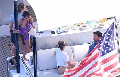 Selena Gomez OnlyFans Leaked Free Thumbnail Picture - #OSMCwUilvq