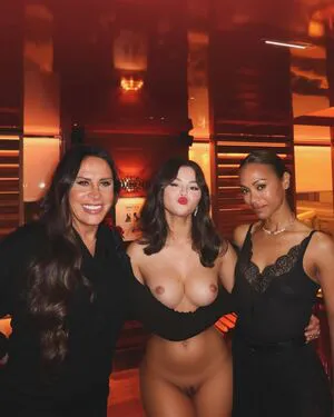 Selena Gomez OnlyFans Leaked Free Thumbnail Picture - #PAT04XyjB8