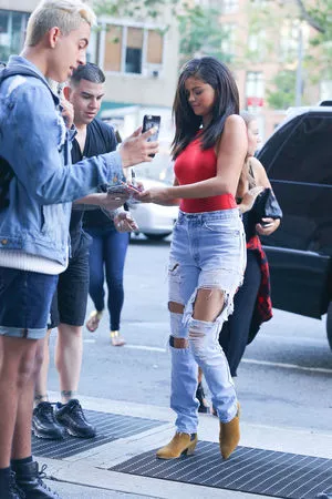 Selena Gomez OnlyFans Leaked Free Thumbnail Picture - #PMo7KyjEWe