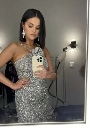 Selena Gomez OnlyFans Leaked Free Thumbnail Picture - #PZLoPU7ORO