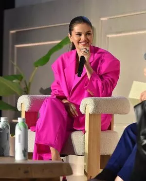 Selena Gomez OnlyFans Leaked Free Thumbnail Picture - #PkdBcMmVun