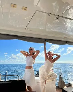 Selena Gomez OnlyFans Leaked Free Thumbnail Picture - #Pn6tjwAq5A