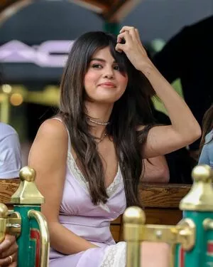 Selena Gomez OnlyFans Leaked Free Thumbnail Picture - #QKNS0UbeSM