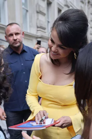 Selena Gomez OnlyFans Leaked Free Thumbnail Picture - #QTEoaBkefE