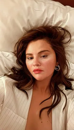 Selena Gomez OnlyFans Leaked Free Thumbnail Picture - #QvGcB8JDQc